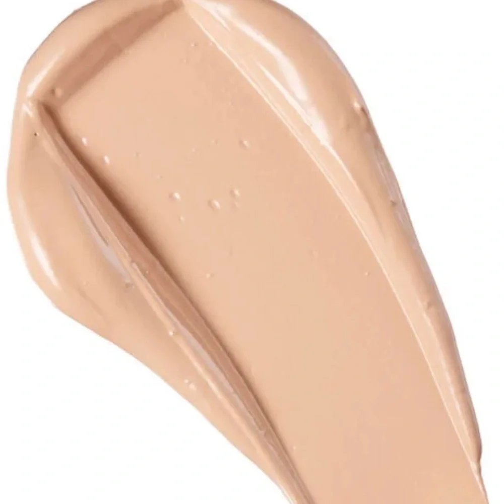 Makeup Revolution Conceal & Define Concealer C9